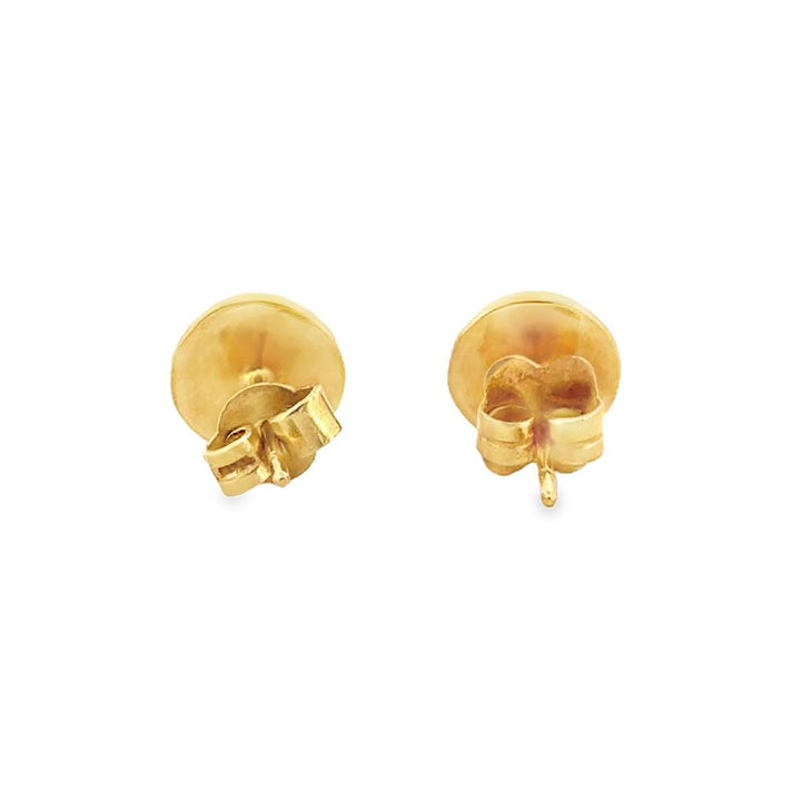 20K Yellow Gold Dome-Shaped Stud Earrings with Intricate Design