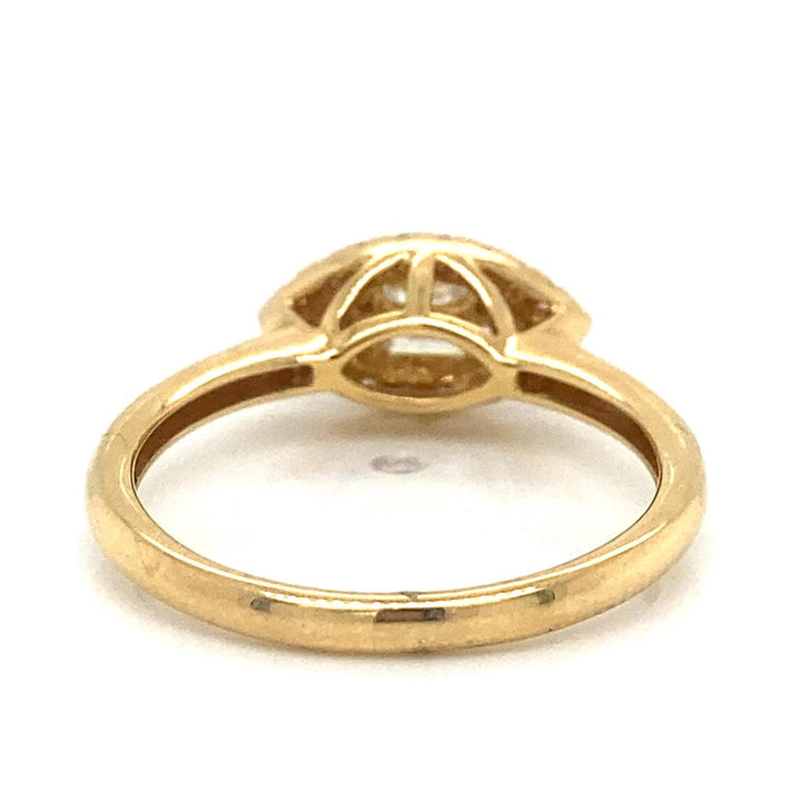 0.34 CTW Round Diamond 18K Yellow Gold Unique Eye Design Ring