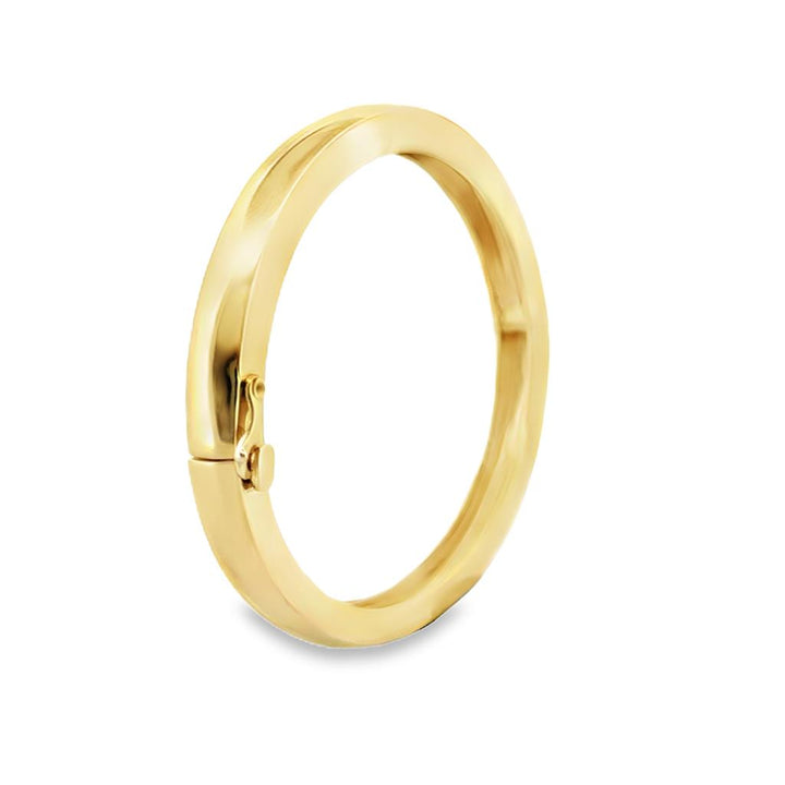 14K Yellow Gold Oval Hinge Bangle Bracelet – 5.5mm Wide