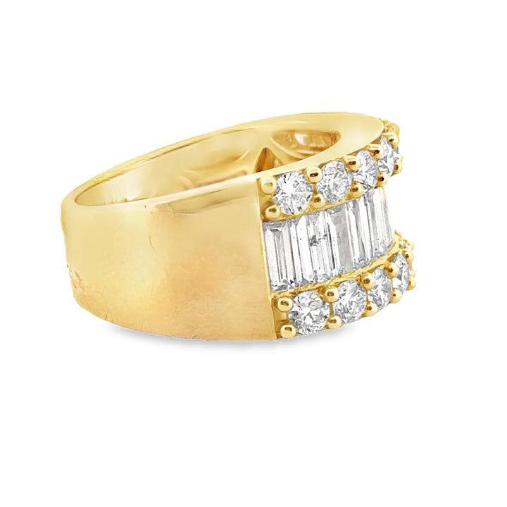 2.79 CTW Round and Baguette Diamond 14K Yellow Gold Ring