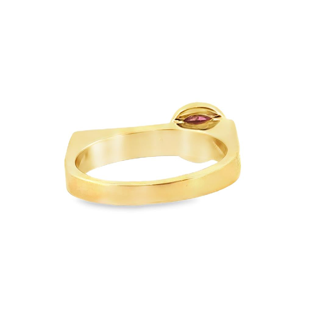 Yellow Gold 18K Cabochon Pink Tourmaline Modern Ring