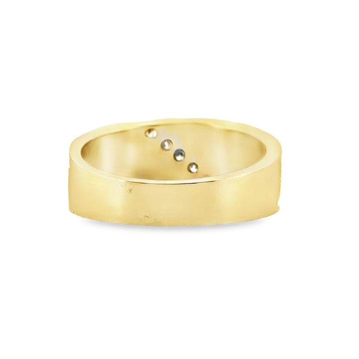 0.15 CTW Diamond Men's Band in 14K Yellow Gold – 8mm