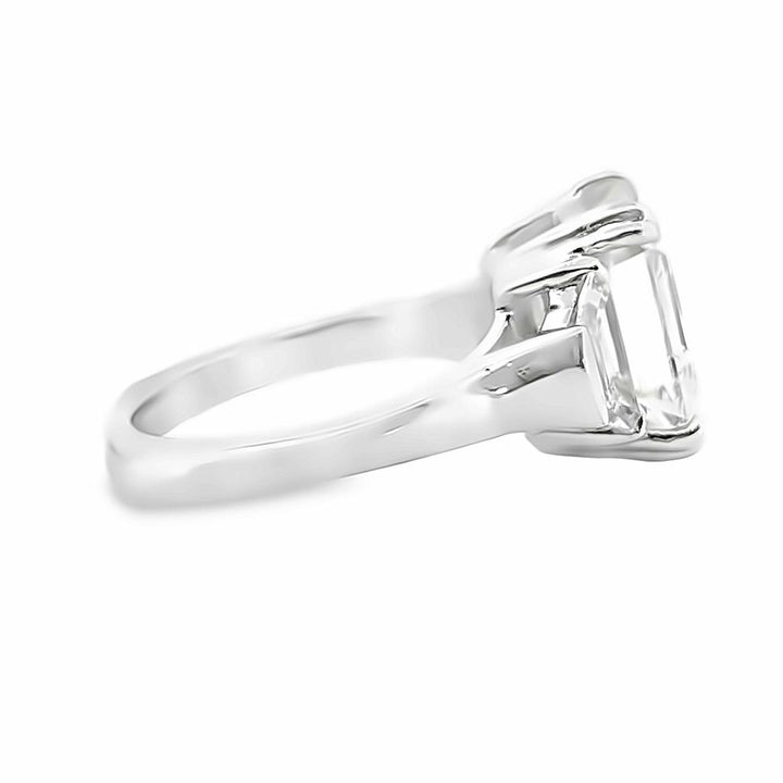 4.02 CT Emerald Cut K VS2 Diamond and 0.75 CTW Trapezoid Diamonds Platinum Ring