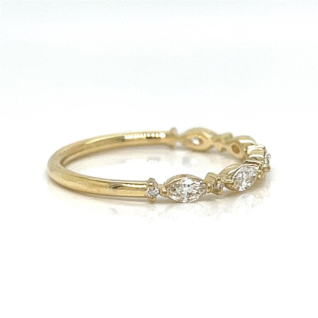 0.33 CTW Marquise and Round Diamond 18K Yellow Gold Ring