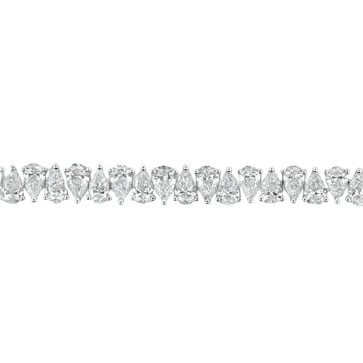 18K White Gold Pear-Shaped Diamond Tennis Bracelet