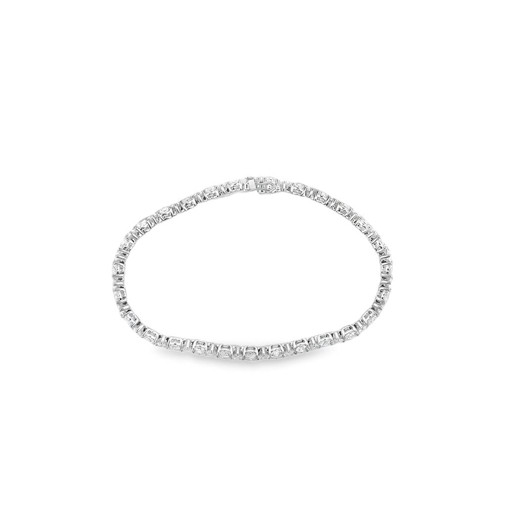 18K White Gold Pear-Shaped Diamond Tennis Bracelet